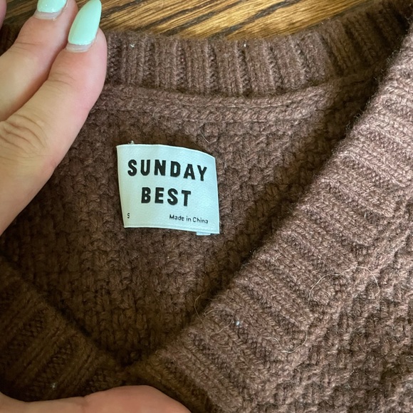 Cropped sweater vest - Picture 2 of 2